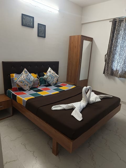 Deluxe Double Room | Free WiFi, bed sheets