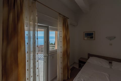 Room, Balcony, Sea Facing | Free WiFi