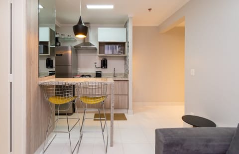 Apartment | Private kitchen | Microwave, cookware/dishes/utensils