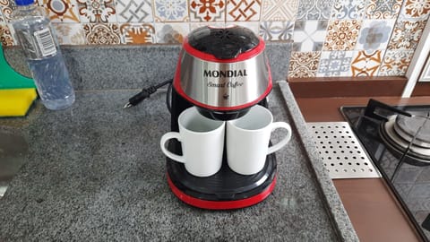 Apartment, 1 Bedroom, Accessible | Private kitchen | Microwave, oven, stovetop, blender