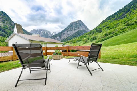 Holiday apartment Edelweiss terrace in sommer with great view into alps