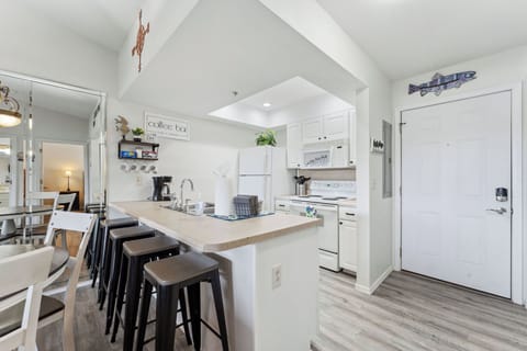 Island Seating For 4