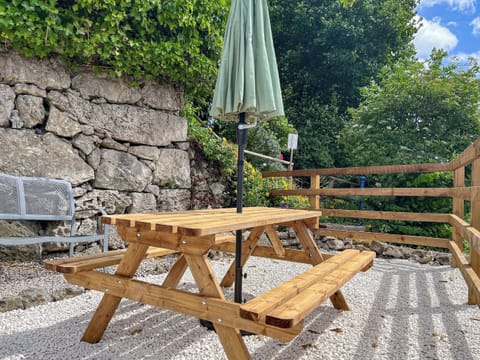 Outdoor area | Rose Cottage, Cromford