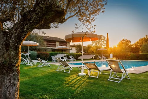 Romantic holiday estate in the heart of Tuscany.