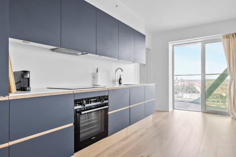 A fully equipped kitchen with all amenities you need to show off your cooking skills