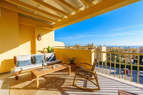 Family Apartment, Multiple Bedrooms, Mountainside (Calahonda Royale Seaview Suite) | Terrace/patio