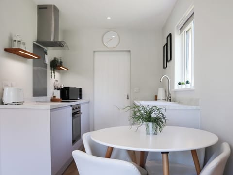 Open plan living space | Padarn Lodge - CWM Cadnant, Caernarfon