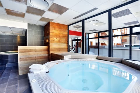 Relax and enjoy the shared hot tub!