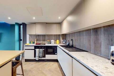 Single Room | Shared kitchen facilities