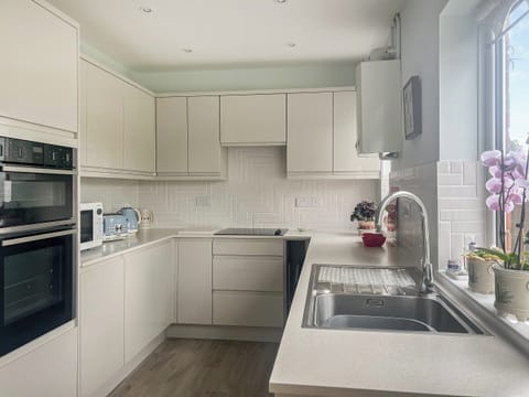 Kitchen | Mum’s Place, Hay-on-Wye