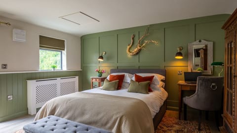 Bedroom, Sweetslade Cottage, Bolthole Retreats