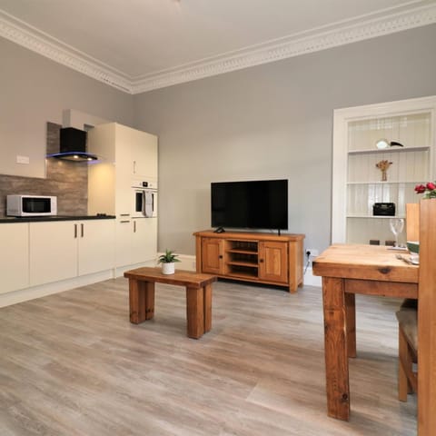 Apartment, Smoking | 1 bedroom