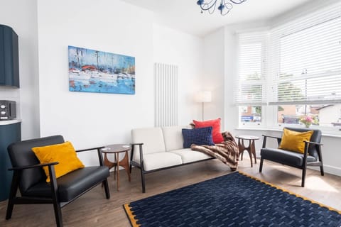 Sanderling Chase, Scarborough - Host & Stay