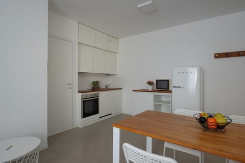 Apartment | Private kitchen | Fridge, microwave, oven, stovetop