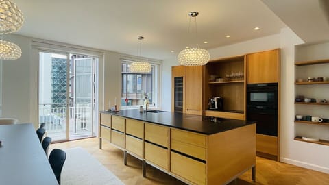 Dining Room, Kitchen