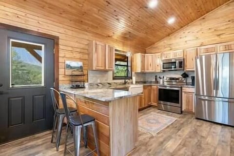 4b32f7bb 0c31 489e 92c9 2e1809beddad