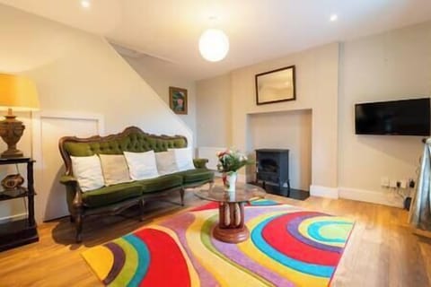 2cb74894 228b 4bbf 88fa e0e5e945d02d