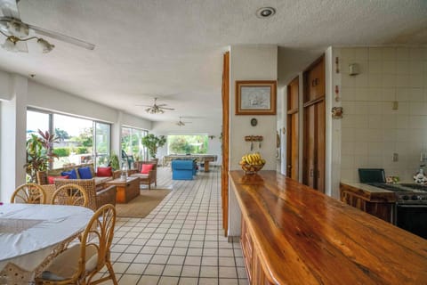 Comfort House, Pool View | Living area