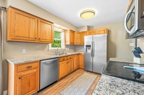 Fully equipped kitchen