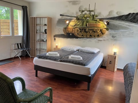 Comfort Triple Room (Dog White) | In-room safe, individually decorated, individually furnished