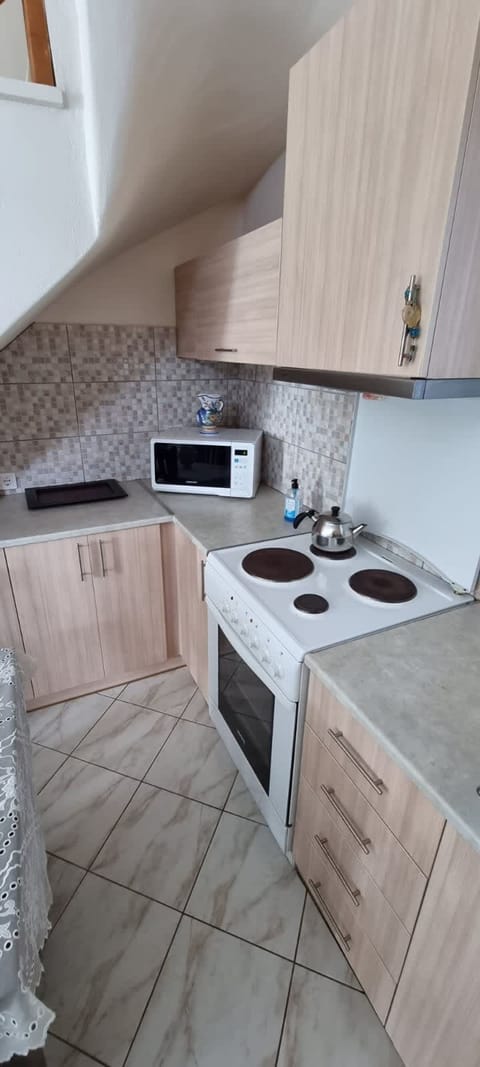 Apartment, Smoking | 2 bedrooms, Internet