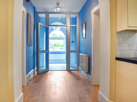 Interior | Shiloh - Sannan Court, Llanfynydd