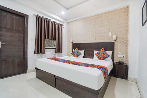 Executive Room | Egyptian cotton sheets, premium bedding, in-room safe, free WiFi