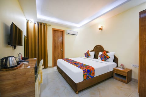 Deluxe Room | Egyptian cotton sheets, premium bedding, in-room safe, free WiFi