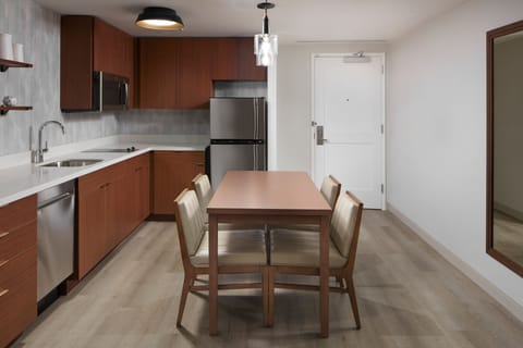 Suite, 1 Bedroom, City View | Private kitchen | Fridge, microwave