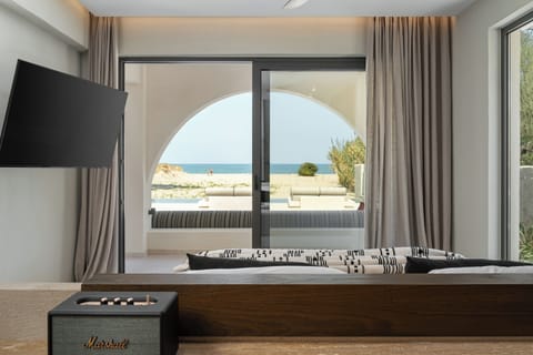 Master Suite Sea View with Private Pool | Beach/ocean view