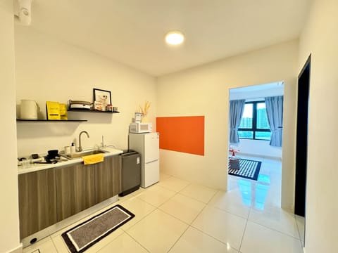 Premier Apartment, 1 Bedroom, Non Smoking, City View | Floor plan