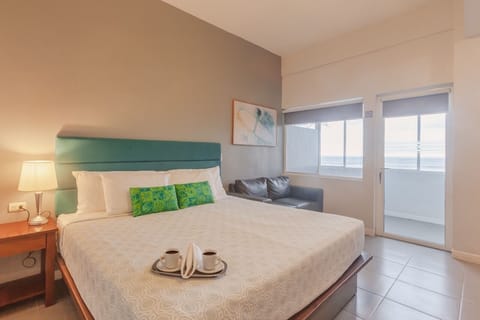 Double Room | In-room safe, desk, free WiFi, bed sheets