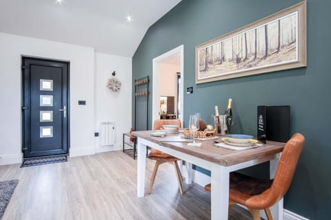 The Shed - 1 Bedroom - Cosheston (21226)