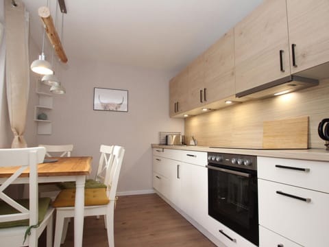 House | Private kitchen | Electric kettle, toaster