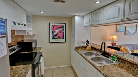 Condo, 1 Bedroom | Private kitchen | Fridge, coffee/tea maker