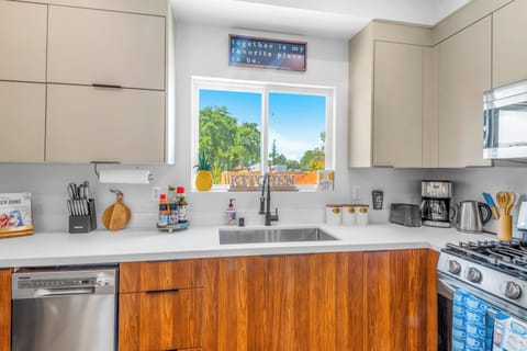 Superior Room | Private kitchen | Full-size fridge, microwave, oven, stovetop