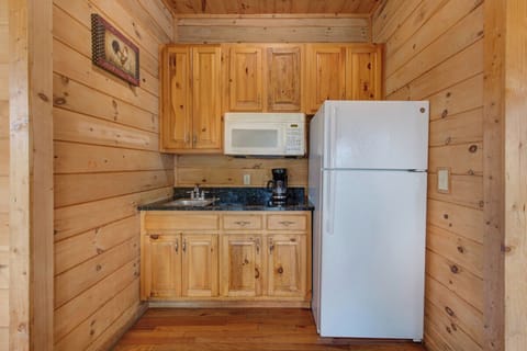 One of Splash Mountain's game rooms