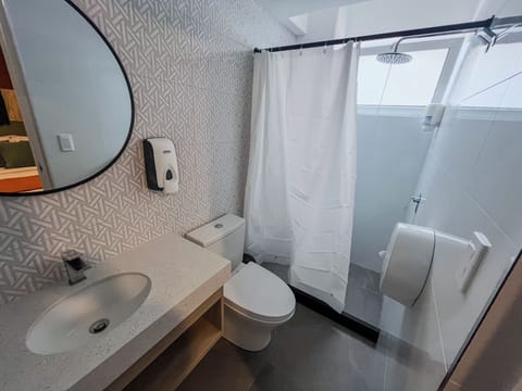 Standard Room | Bathroom | Shower, soap, shampoo, toilet paper