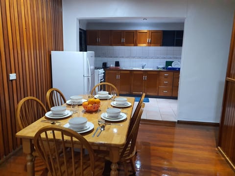 Premier Apartment | Private kitchen | Electric kettle, cleaning supplies