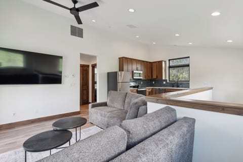 Ralphie's Run (Apartment)