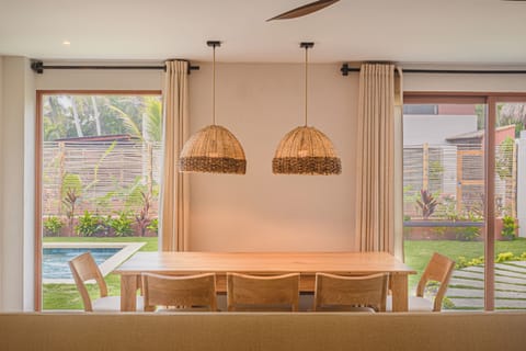 Villa, Balcony, Sea View | Dining room