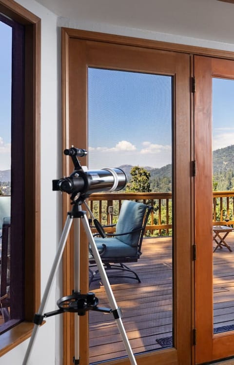 Star gaze with the telescope - can you see the North star?