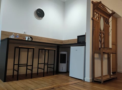 Superior Double or Twin Room, 1 Queen Bed, Kitchenette | Desk, laptop workspace, free WiFi