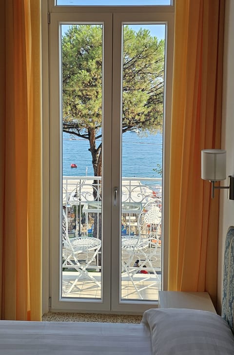 Comfort Room, Balcony, Sea View | Blackout drapes, soundproofing, free WiFi