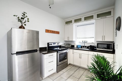 Comfort Apartment | Private kitchen | Full-size fridge, microwave, toaster