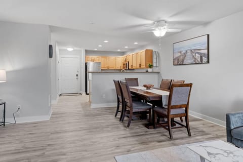 1013 Vacation by the Sea