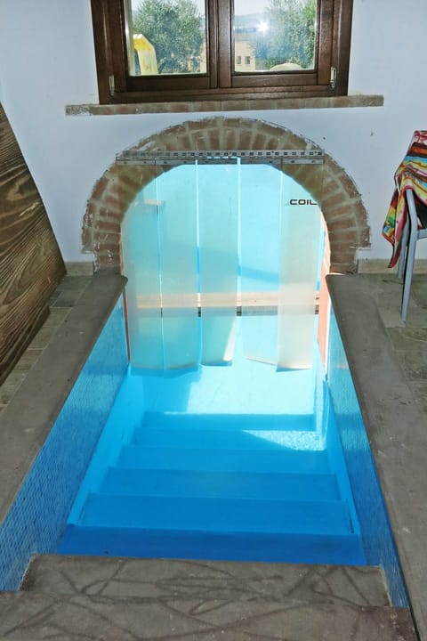 Pool Indoor