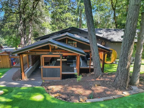 Fully equipped for outdoor entertaining