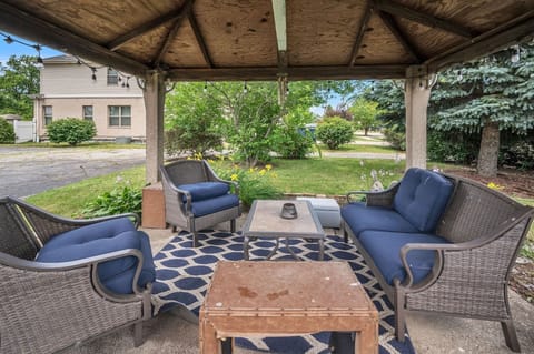 Nature, Outdoors, Yard, Indoors, House