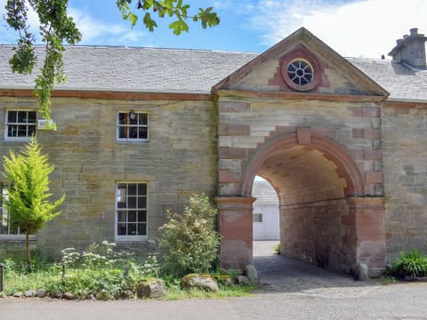 Exterior | The Goldsmiths Apartment, Markinch, near Glenrothes